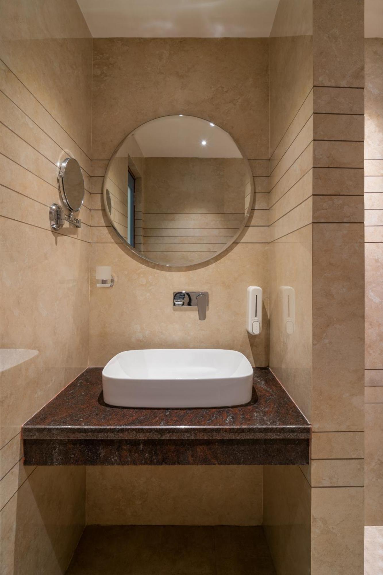 Hotel Ganga Maiya Lucknow Zewnętrze zdjęcie